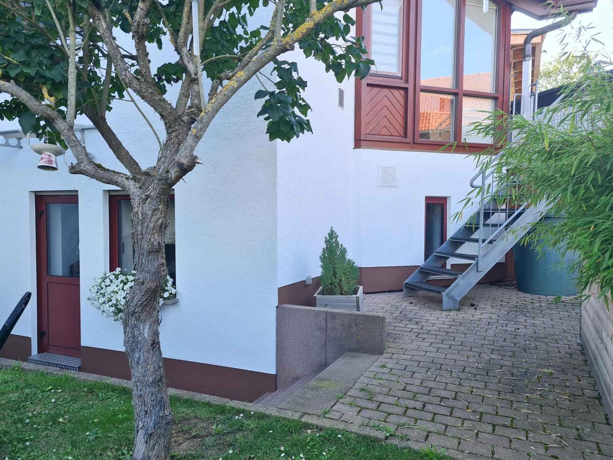 Ferienwohnung Rote Tuer - Landleben Pur! Kirchhain Exterior foto