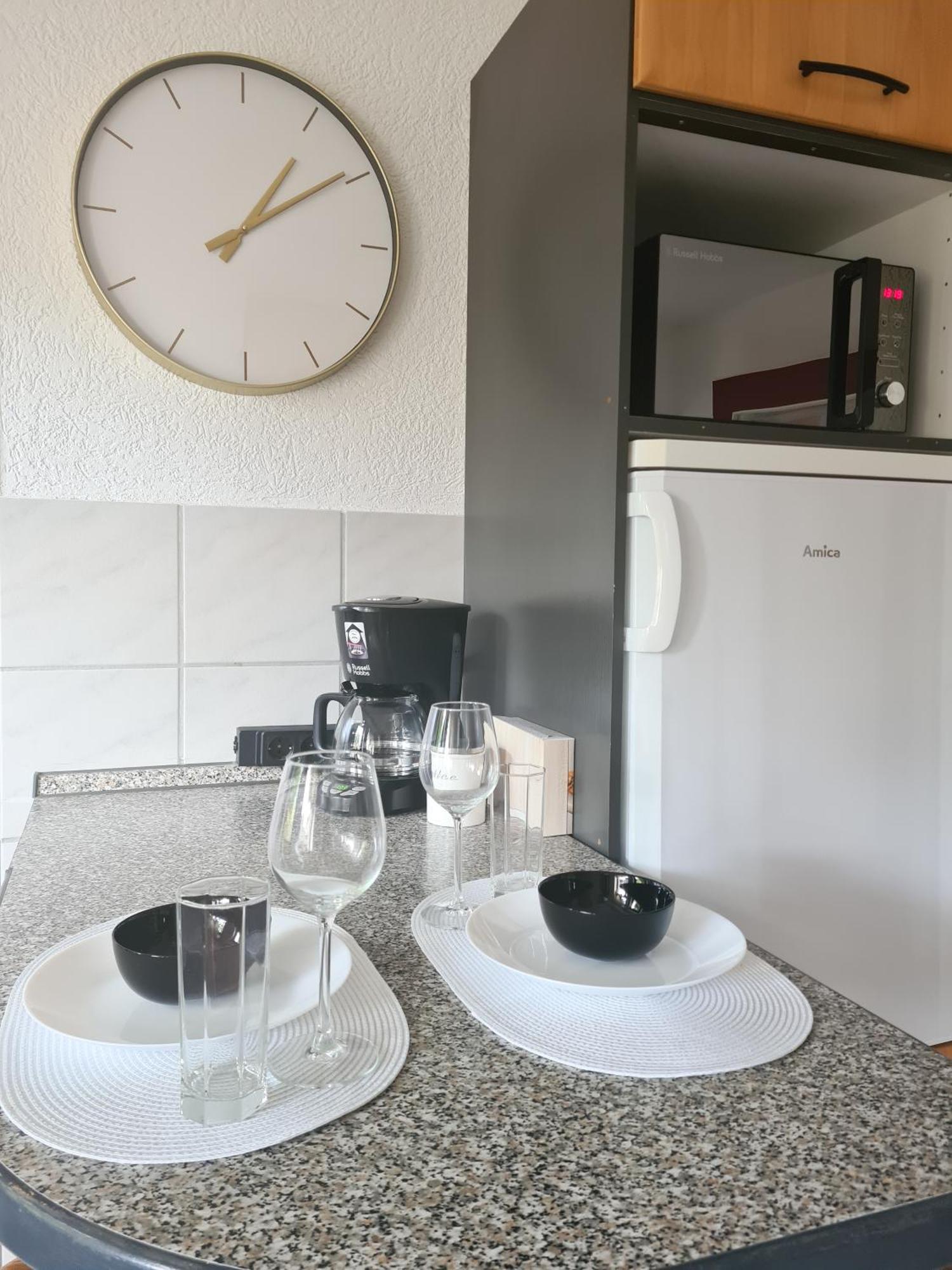 Ferienwohnung Rote Tuer - Landleben Pur! Kirchhain Exterior foto