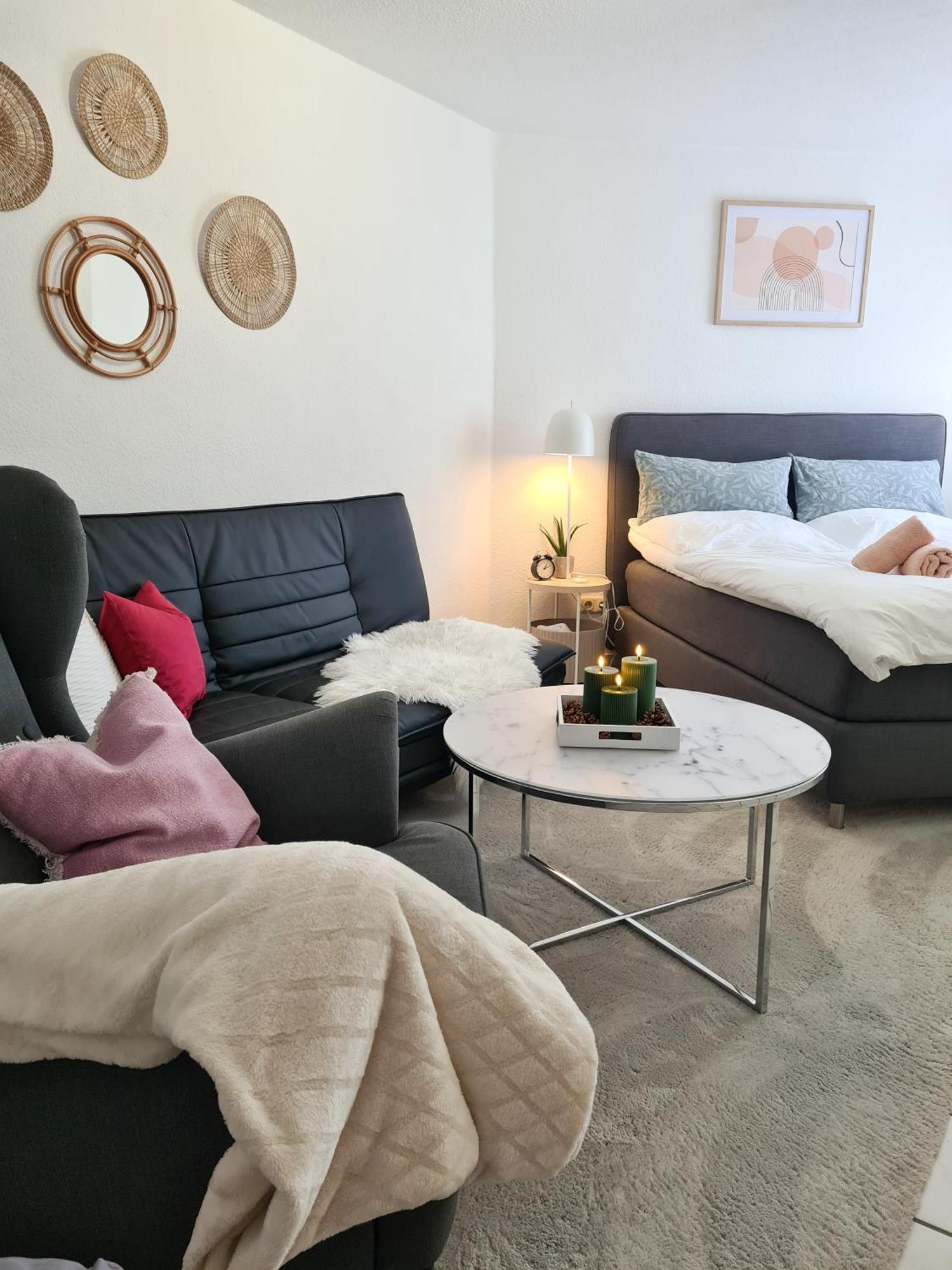 Ferienwohnung Rote Tuer - Landleben Pur! Kirchhain Exterior foto